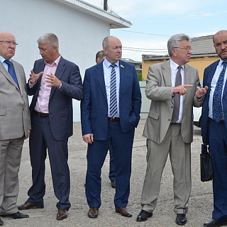 27 июня 2017 года Губернатор Нижегородской области, Валерий Шанцев, посетил в городе Бор утильный двор и предприятие "МагистральИнвест" 1