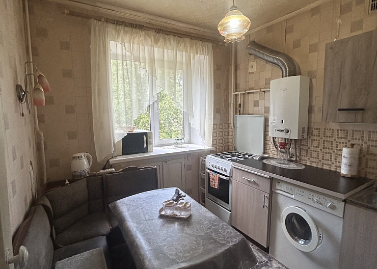 Сдам 2-х комн. кВ. В центре г.Бор ул. Ленина