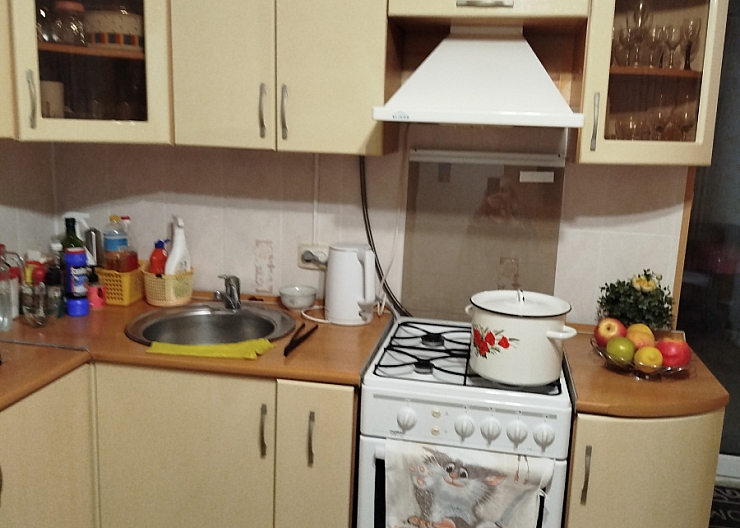 Кухонный гарнитур 2