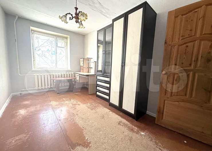 Сдам двух-комнатную квартиру в центре города Бор. 3