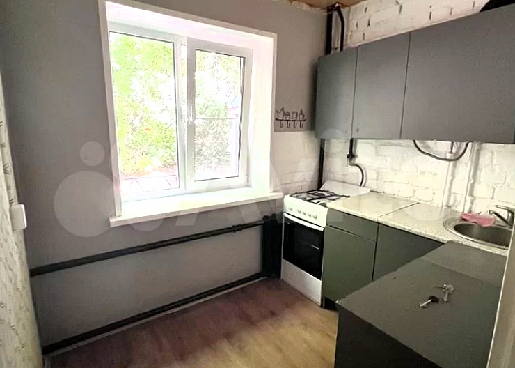1-к. квартира, 33 м², 1/2 эт., Бор, ул. Рослякова