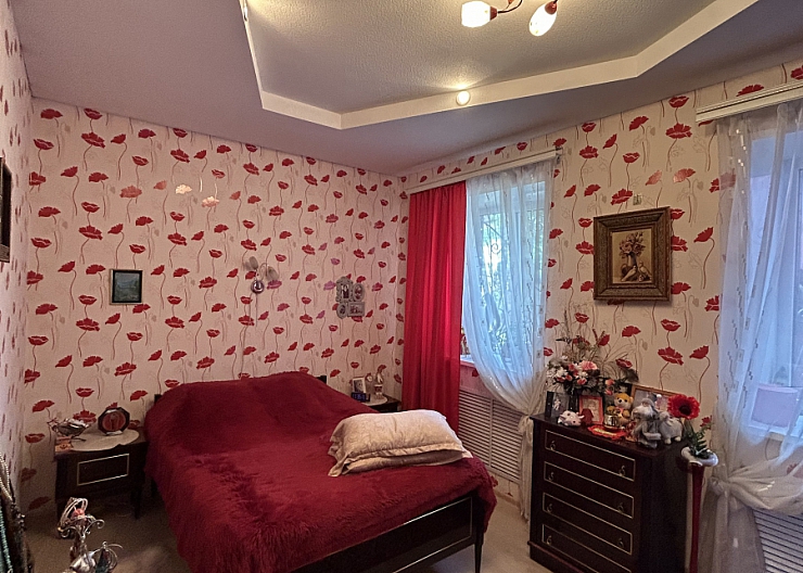 продается кирпичный Дом в самом центре города Бор 3