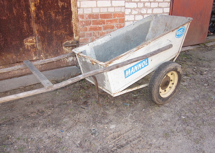 Садовая тачка - тележка 2