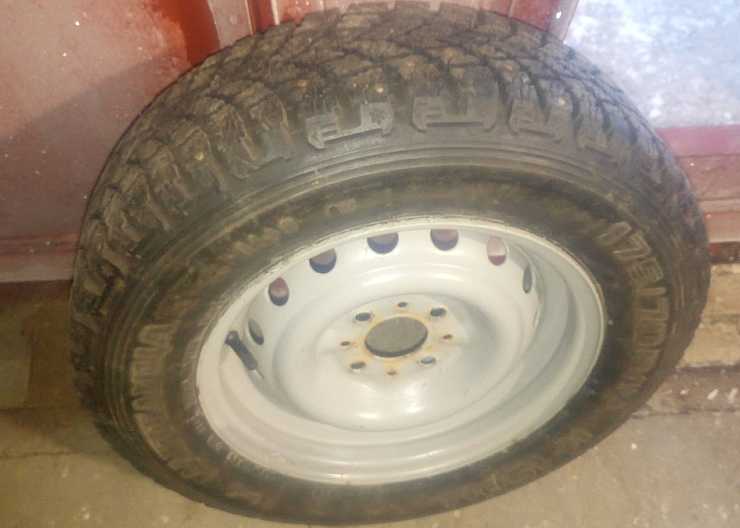 диски  с зимней резиной 175/70R13