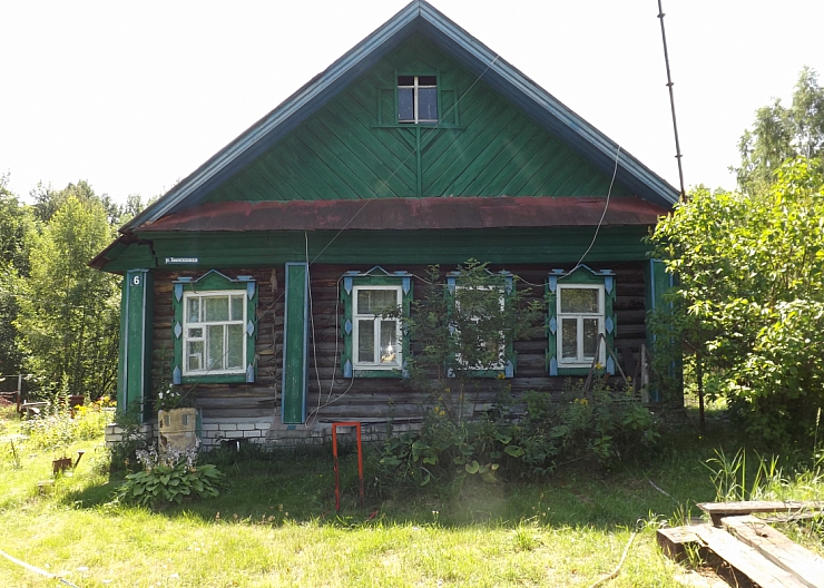 Дом с  хорошей баней   в п.Ватомский 3