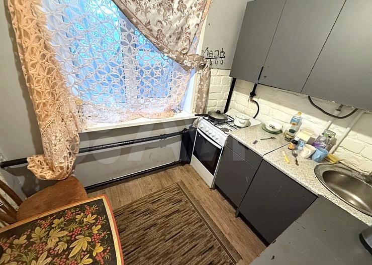 1-к. квартира, 33 м², 1/2 эт., Бор, ул. Рослякова 2