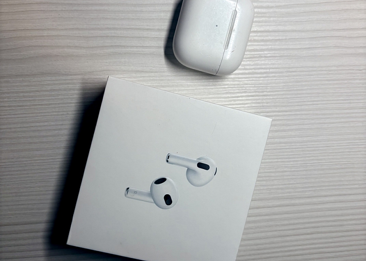 AirPods 3