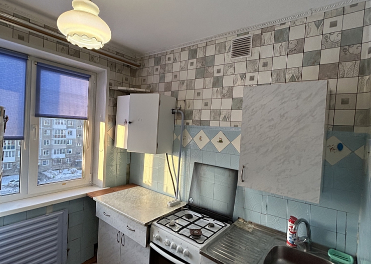 продам 2-х. к. квартиру в г.Бор во 2-й микрорайоне