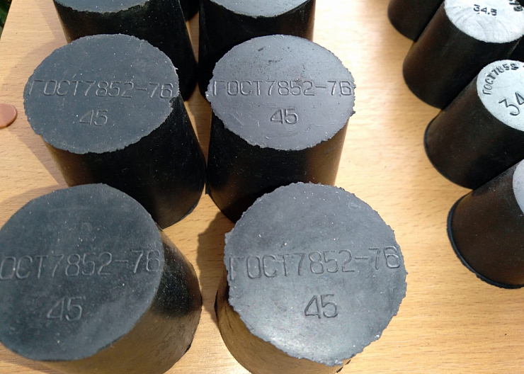 Пробка резиновая 2