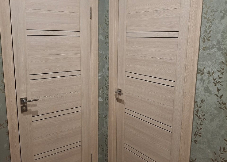 Доставка и установка входных и межкомнатных дверей