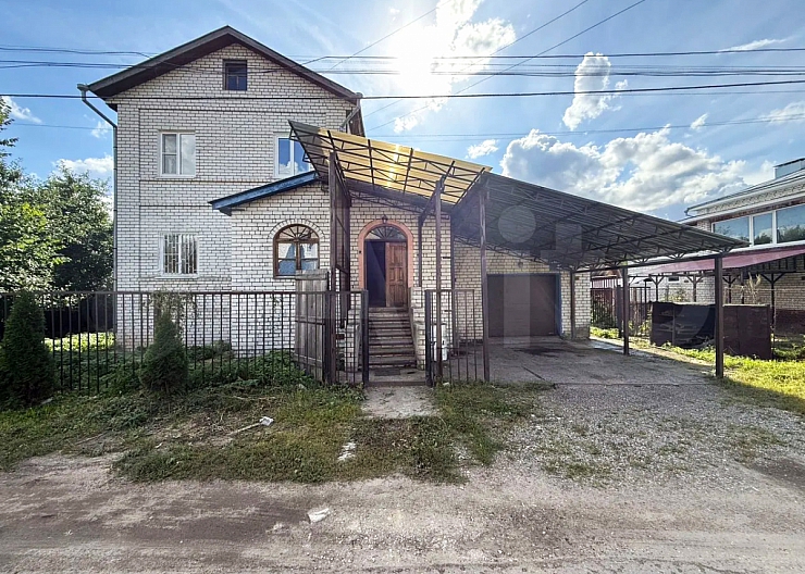 Дом 212 м² на участке 10 сот., Бор, мкр-н Паново