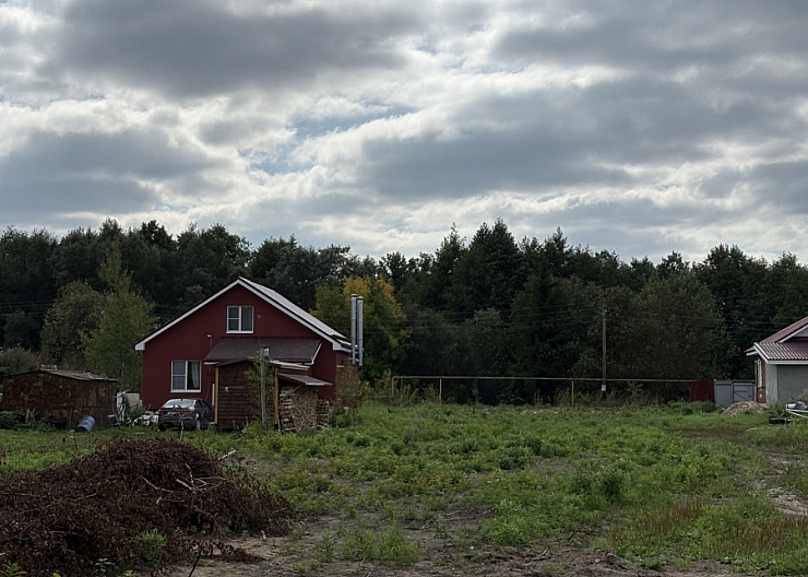 Продаю 26,5 соток  В Оманово под застройку