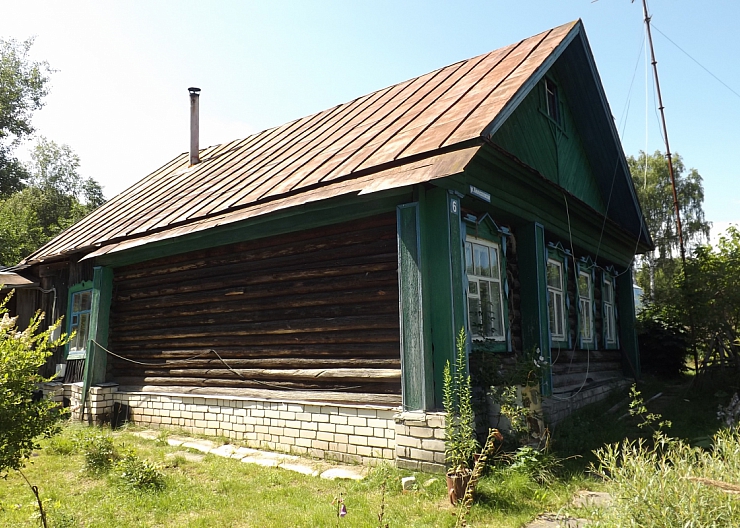 Дом с  хорошей баней   в п.Ватомский 4