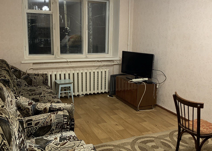 3х комн квартира в пос. Октябрьский