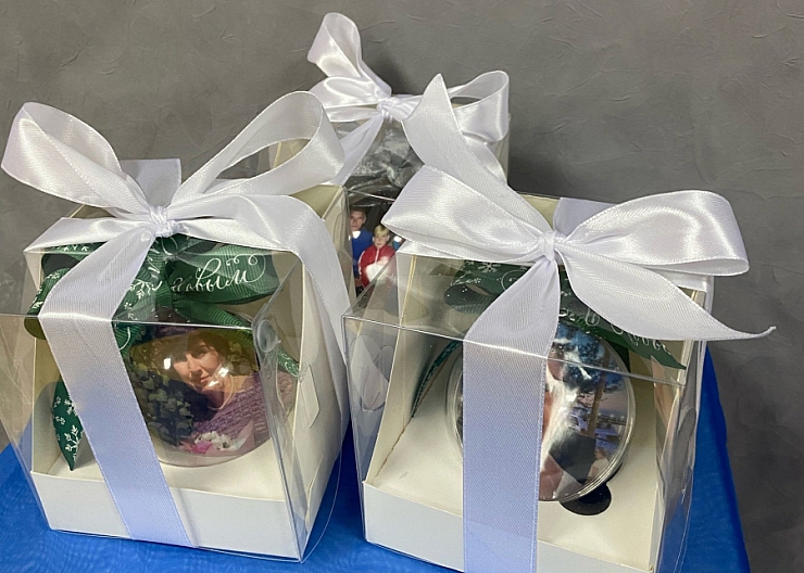 Елочные игрушки с Вашим фото, логотипом.