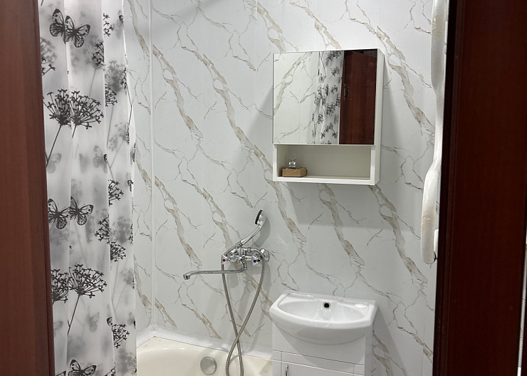 Продаю 2-х комн. квартиру на ул.Мира 4