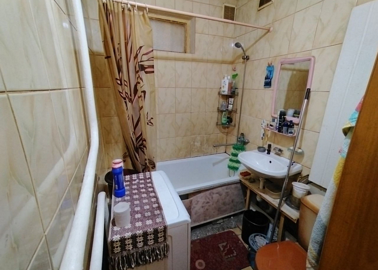 2 ком.квартира на стекольном! 3