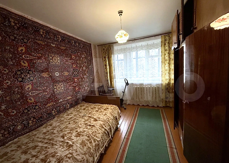 СДАМ 4-к. квартиру, площадью 60 м в центре г.Бор 2