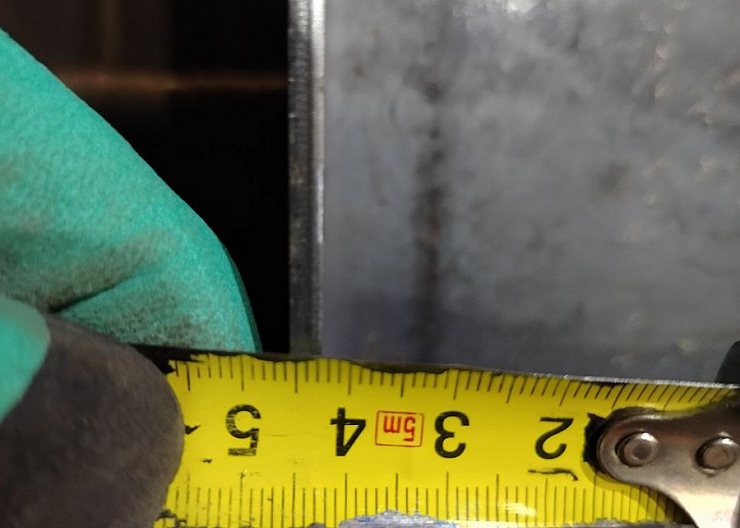 Швеллер стальной 65mm*160mm*2.5mm 4