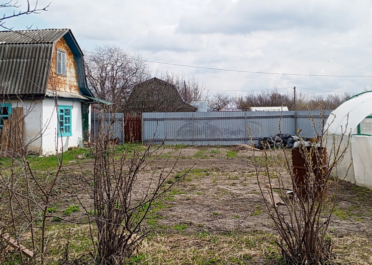 Сад-дача в СНТ Уют