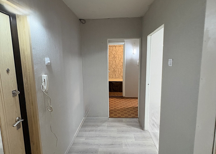 Сдается 2-х к. кв. в  п.Октябрьский, ул.Победы 21 3