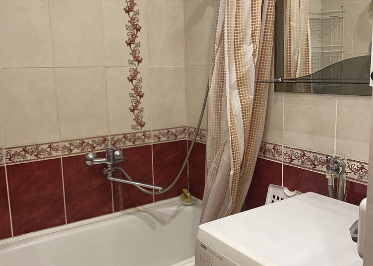 Сдам 2 -х ком., кв., р-он Вокзала  30 тыс 4