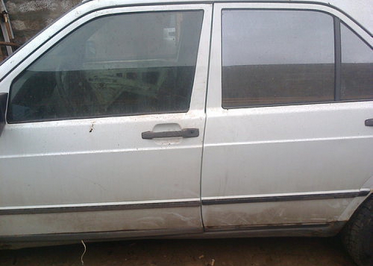 Двери для Мерседес 190/201